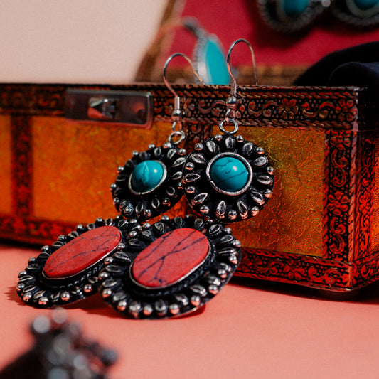 MAXIMALIST Two Toned Earrings