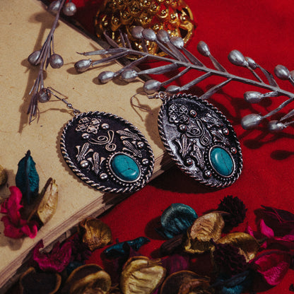 MAXIMALIST Blue Moon Oval Earrings