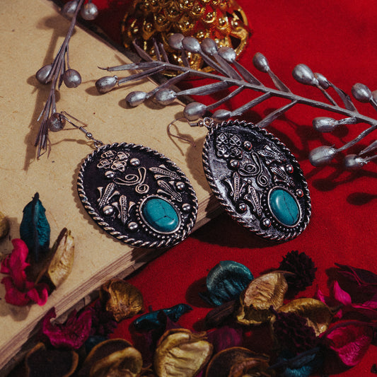 MAXIMALIST Blue Moon Oval Earrings